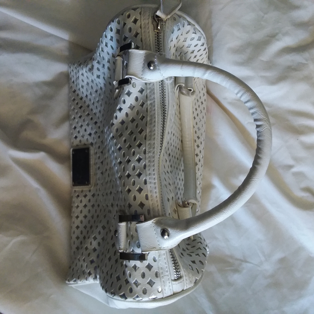 Kenneth Cole Reaction Handbag Faux Leather